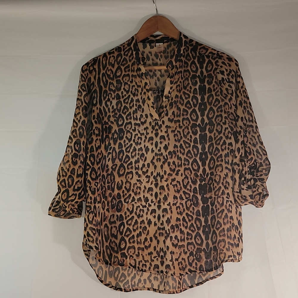 Woman top